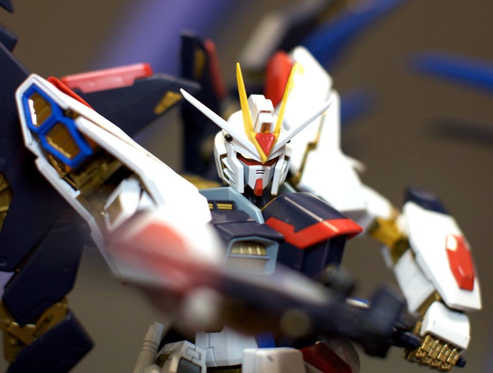 Mobile Suit Gundam SEED Destiny - Strike Freedom Perfect Grade 1:60 Scale Model Kit