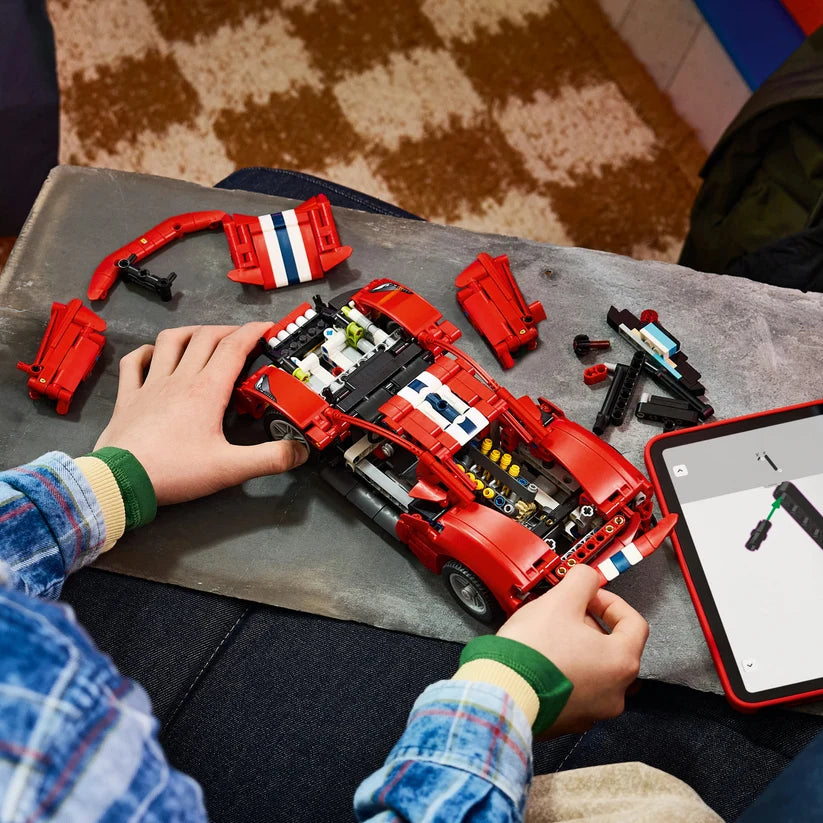 LEGO Technic - Ferrari 488 Pista #42235