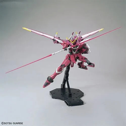 Mobile Suit Gundam SEED - Justice Gundam Master Grade 1:100 Scale Model Kit
