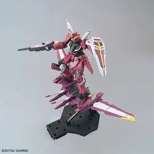 Mobile Suit Gundam SEED - Justice Gundam Master Grade 1:100 Scale Model Kit