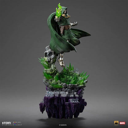 Doctor Doom - Infinity Gauntlet Battle Diorama Series 1:10 Deluxe Art Scale Limited Edition Statue