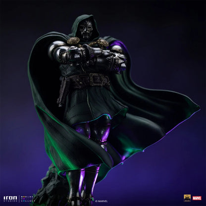 Doctor Doom - Infinity Gauntlet Battle Diorama Series 1:10 Deluxe Art Scale Limited Edition Statue