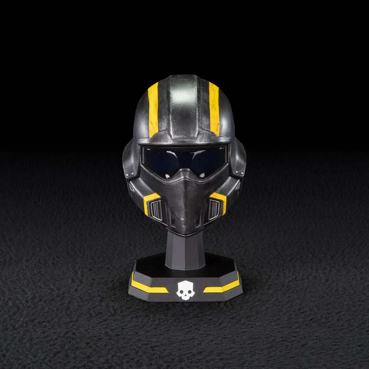 Helldivers 2 B-01 Tactical Helmet 1:4 Scale Prop Replica