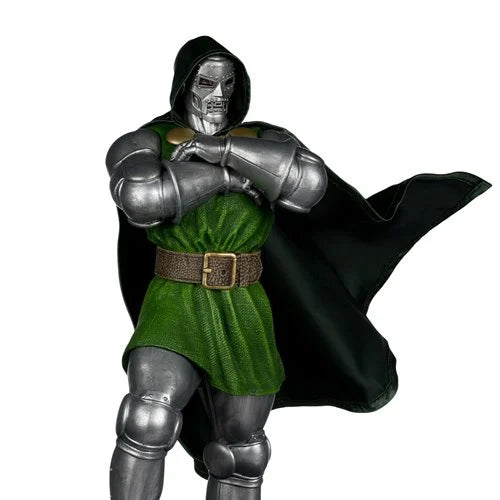 Doctor Doom #1 1/6 Scale Posed Figure with Scene and Comic